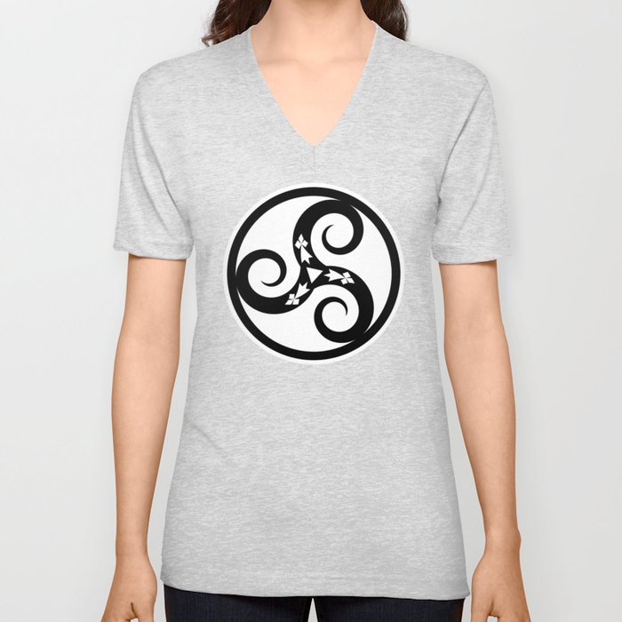 Old Celtic Symbol representing earth, fire, air and water. V Neck T Shirt