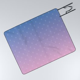 Seventeen Carat Fan Design Picnic Blanket