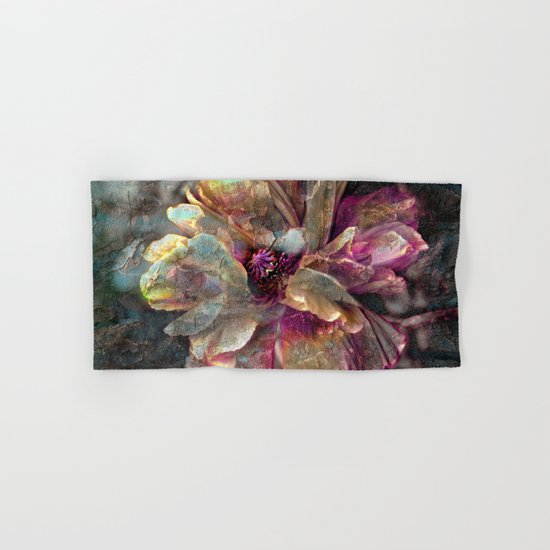 Abstract poppy(3). Hand & Bath Towel