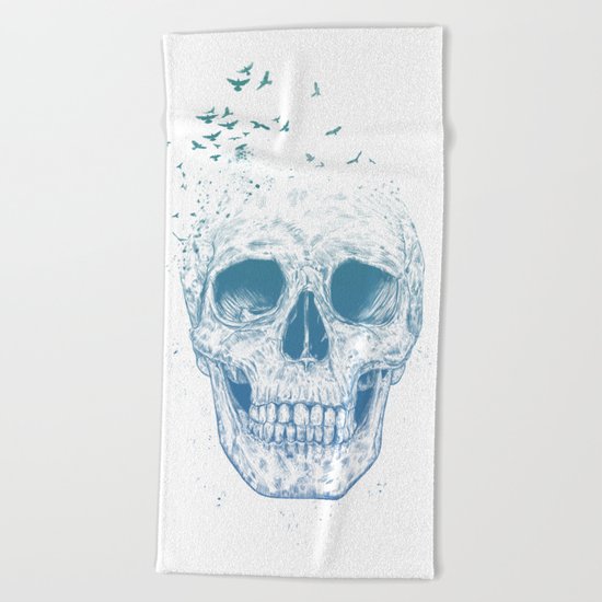 Let them fly II Beach Towel