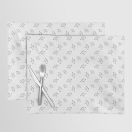 Light Grey Queen Anne's Lace pattern Placemat