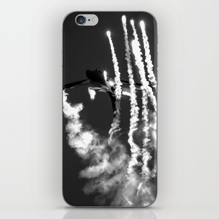 Belgian F16 and Flares iPhone Skin