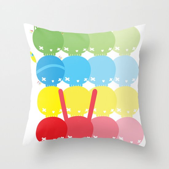 PRAYING RE:MEMBER Throw Pillow