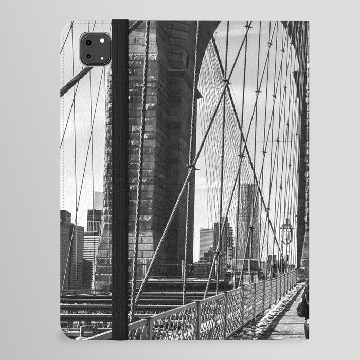 Brooklyn Bridge | New York City | Black and White Travel Photography in NYC iPad Folio Case