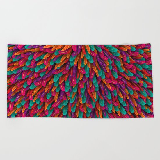 Varicoloured feathers Beach Towel