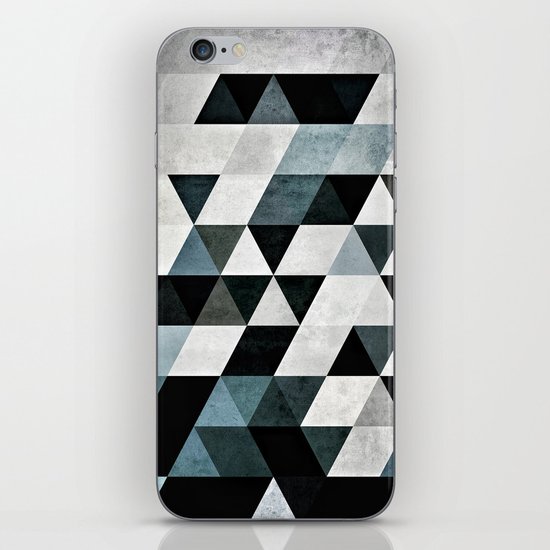 Pyly Pyrtryt iPhone & iPod Skin