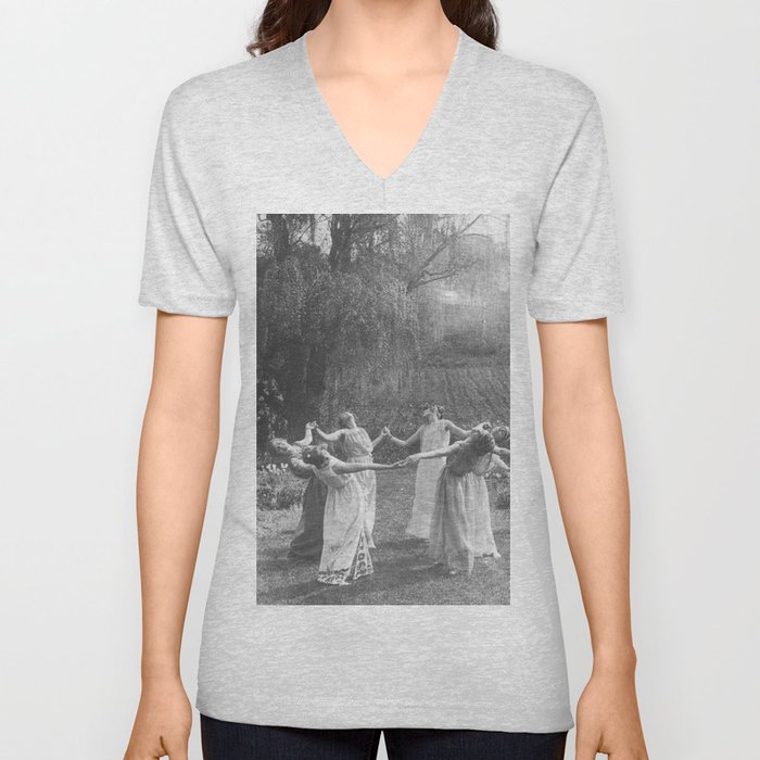 Circle Of Witches Vintage Women Dancing Black And White V Neck T Shirt