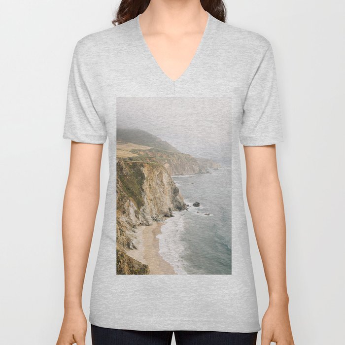 Big Sur California Unisex V-Ausschnitt | Fotografie, Digital, Farbe, California, Big-sur, Strand, Cliffs, Ozean, Wasser, Landscape