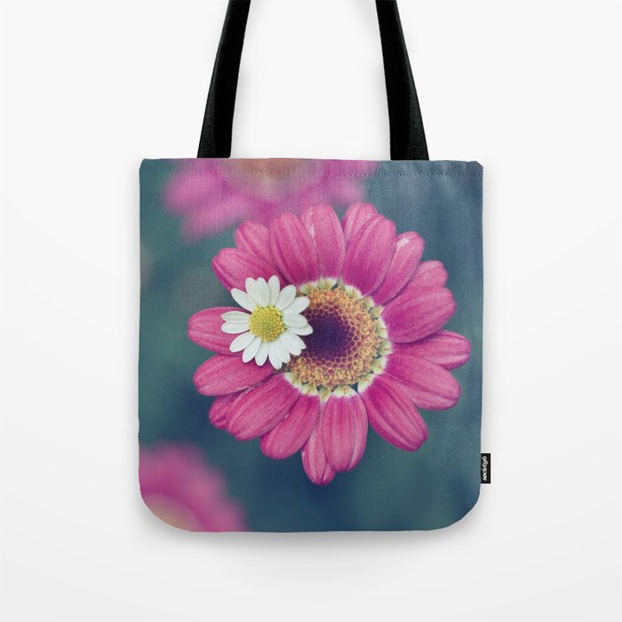 The Daisy Sitter Tote Bag