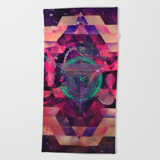 gyodysyc syn Beach Towel