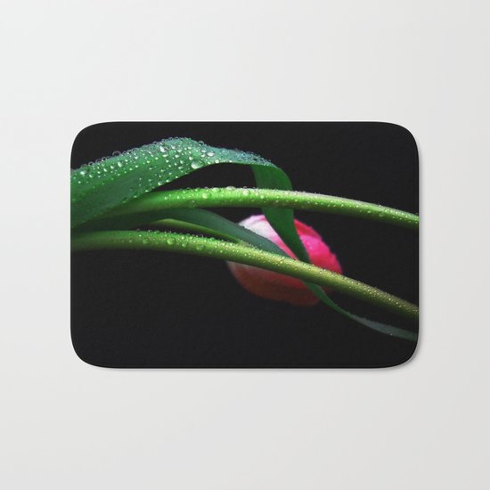 Single Tulip Bath Mat