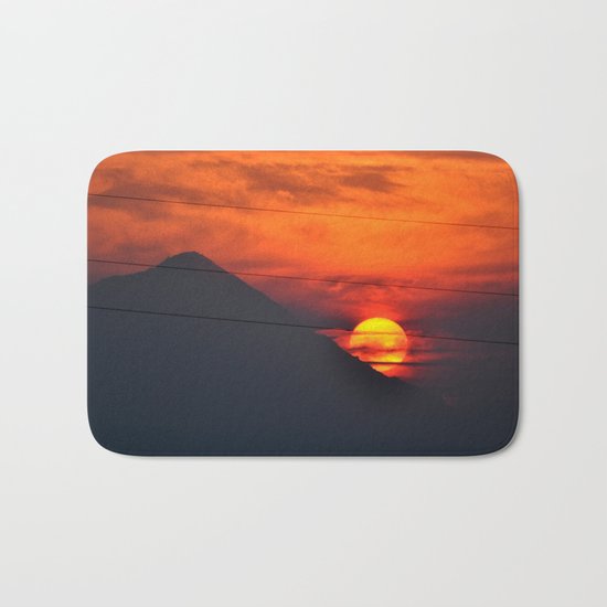 SUNSET OVER MOUNT HOOD Bath Mat