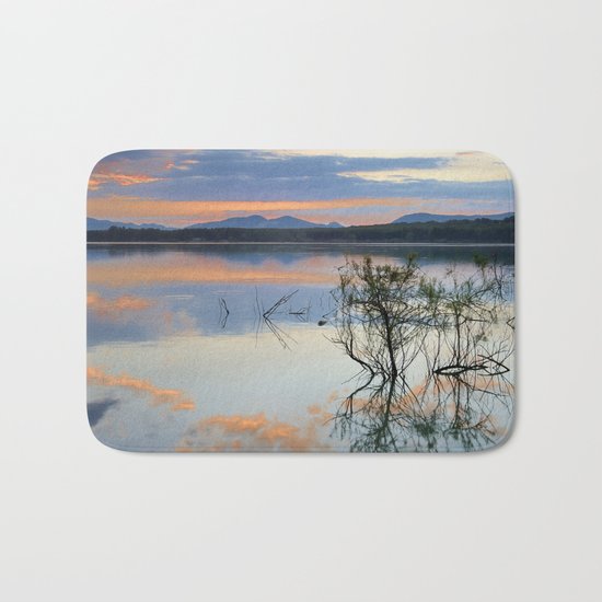 "Magic sky". Sunset at the lake. Bath Mat