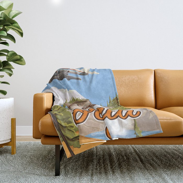 fly to Georgia Throw Blanket