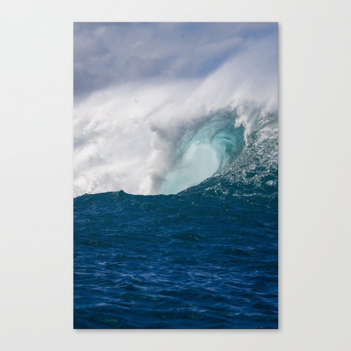 Ocean Wave close up Canvas Print
