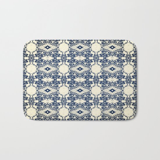 Antique Screaming Skulls Bath Mat
