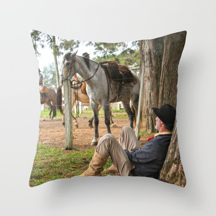 I'm waiting Throw Pillow