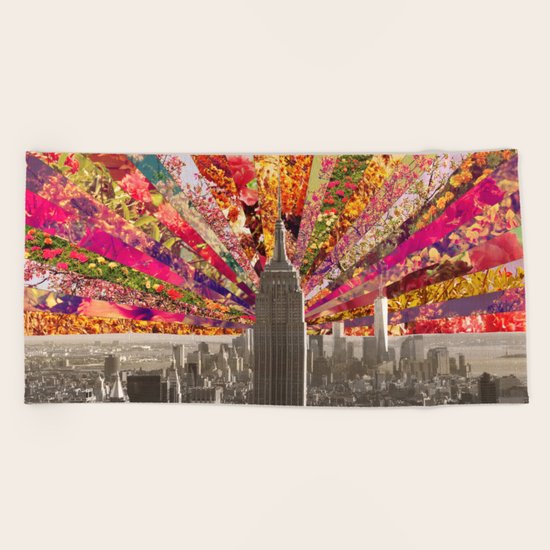 BLOOMING NY Beach Towel