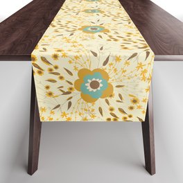 Retro Flower Cottage Ivory Table Runner