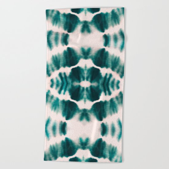 BOHEMIAN EMERALD SHIBORI Beach Towel