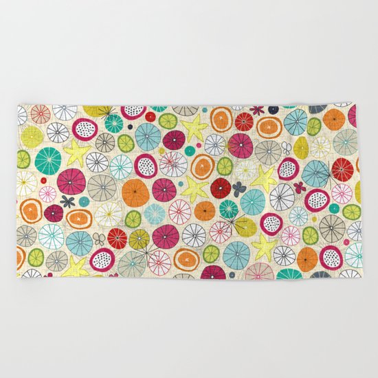 umbrellas ivory Beach Towel
