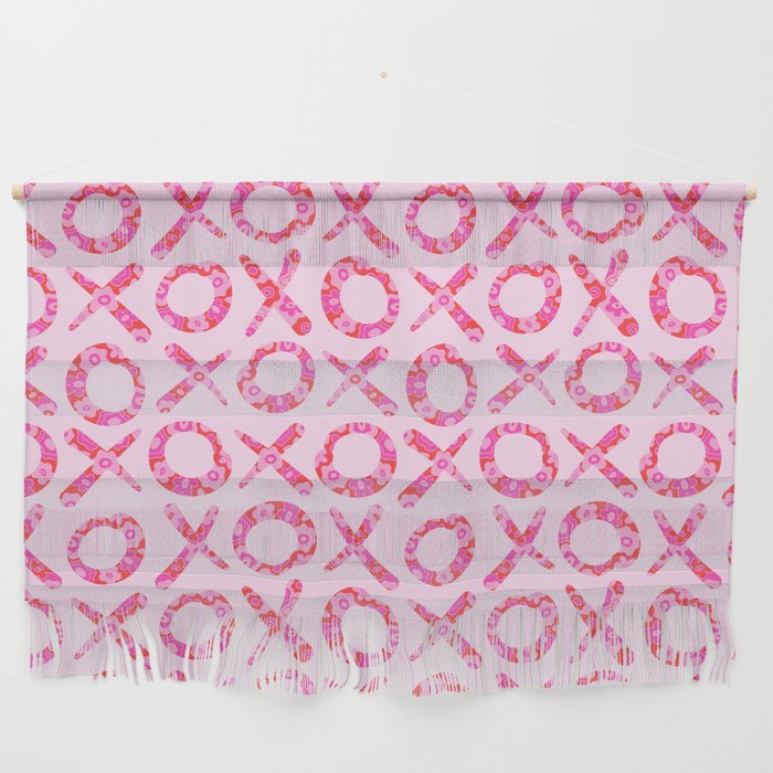 HUGS AND KISSES XOXO FLORAL LOVE PATTERN Wall Hanging