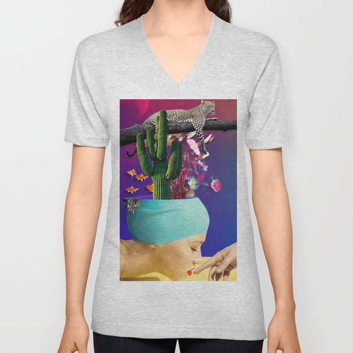 "fish love" valentines series by weart2.com V Neck T Shirt