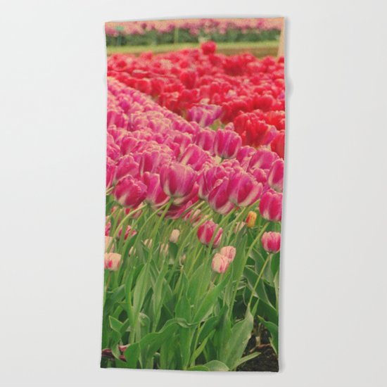 The dancing tulips Beach Towel