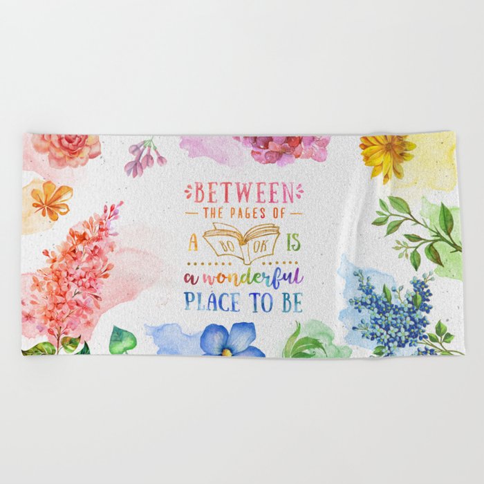 Between the pages Beach Towel
