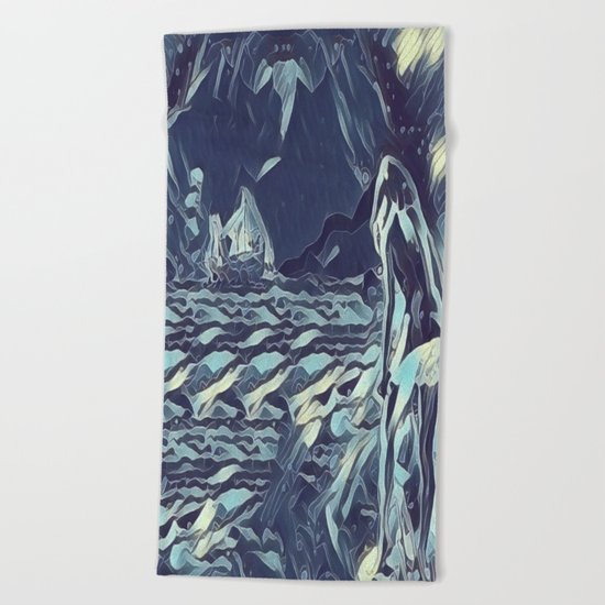 Isla de la Luna Beach Towel