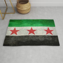 Independence flag of Syria, in grungy vintage style Rug