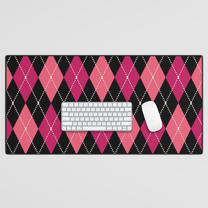 Pink And Black Argyle Diamonds Pattern Diamond Shape Tartan Quilt Knit Sweater Geometric  Desk Mat