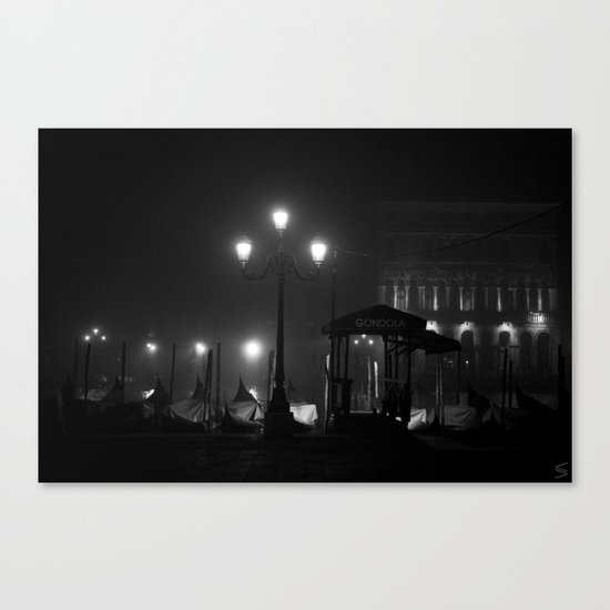 Spot of light in the darkness Canvas Print