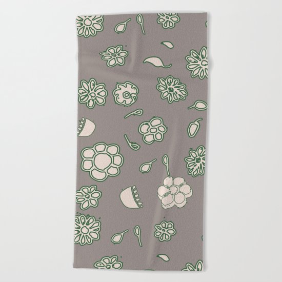 Flower border green Beach Towel