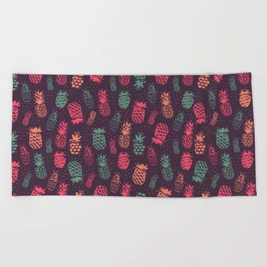 Tropical Pineapple Pattern Beach Towel
