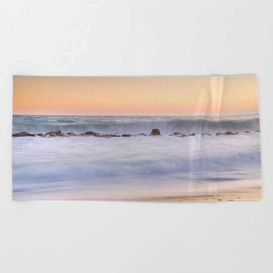 "The big wave..." Beach Towel