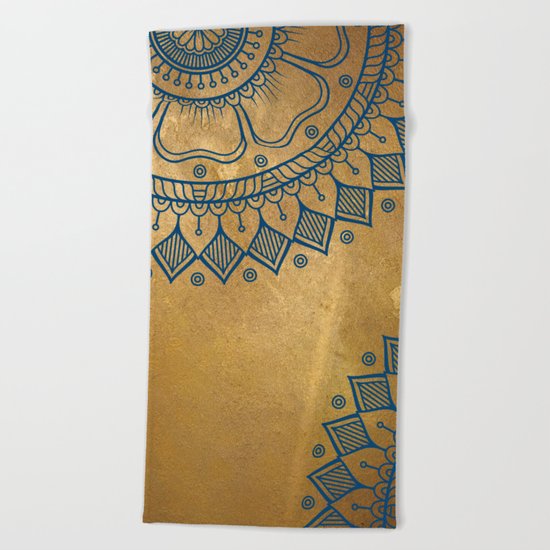 GOLD BLUE MANDALA Beach Towel