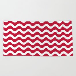 Red Wavy Stripe Pattern Holiday Beach Towel