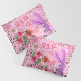 RIP 2 ME - Glitchy Floral Wreath Drawing Pillow Sham