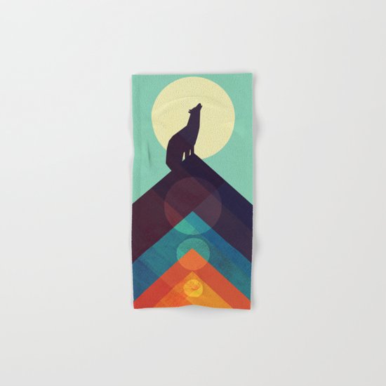 Howling Wild Wolf Hand & Bath Towel