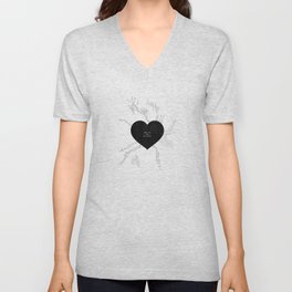 open you heart to orphans V Neck T Shirt