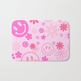 Retro Smiley Flower Print Bath Mat