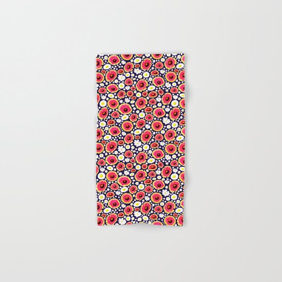 Field of Daisies Hand & Bath Towel