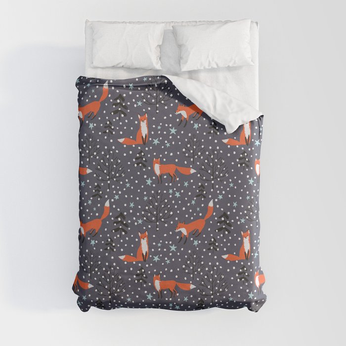 Red foxes in the nignt winter forest Duvet Cover
