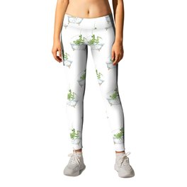 Praying mantis taking bath watercolor Leggings