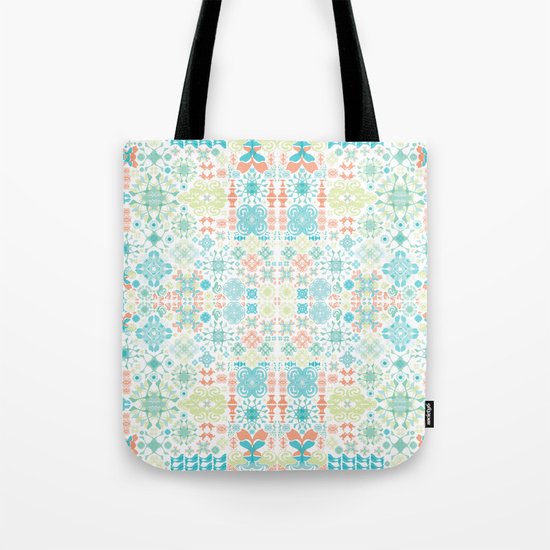 kiss Tote Bag