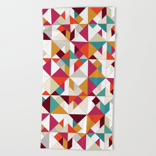 tangram geo Beach Towel