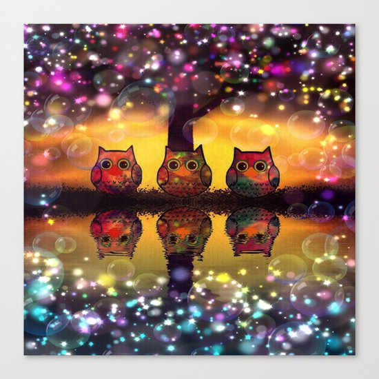 owl-110 Canvas Print