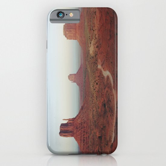 Monument Valley iPhone & iPod Case