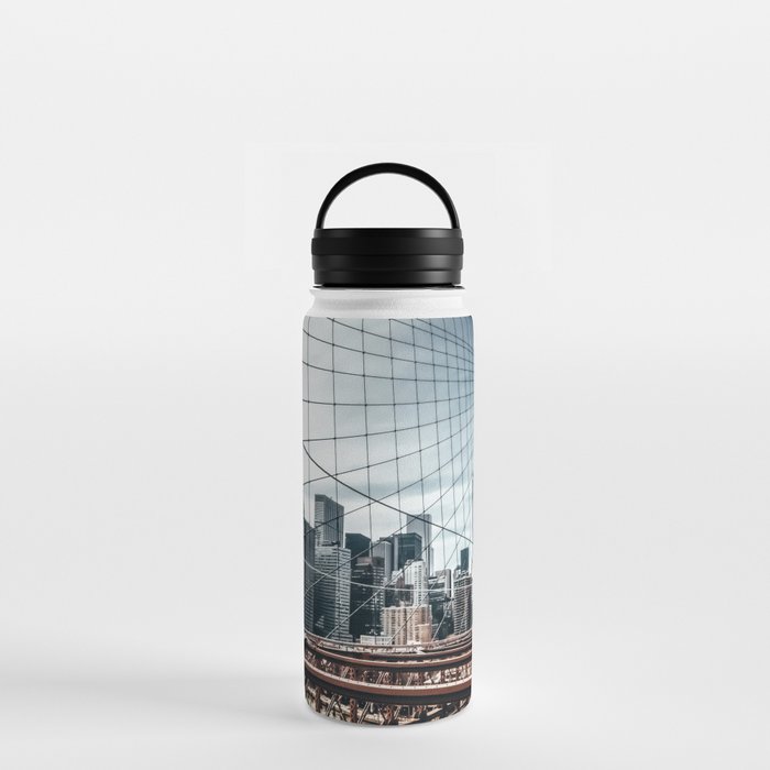 Brooklyn Bridge and Manhattan skyline in New York City Water Bottle